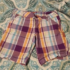 💛 Plaid shorts